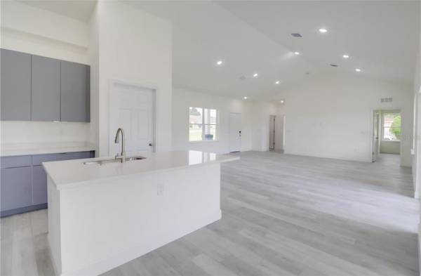 14908 SW 63RD COURT RD, Ocala, FL 34473