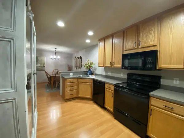 6447 Lakota TRL, Lino Lakes, MN 55014