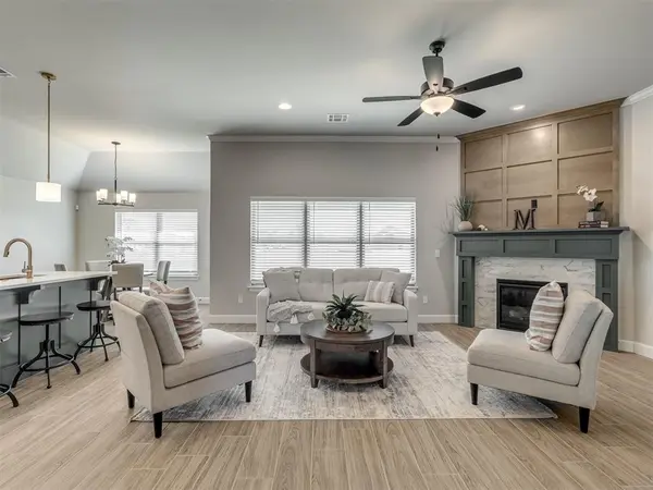 7720 Woods Edge WAY, Yukon, OK 73099
