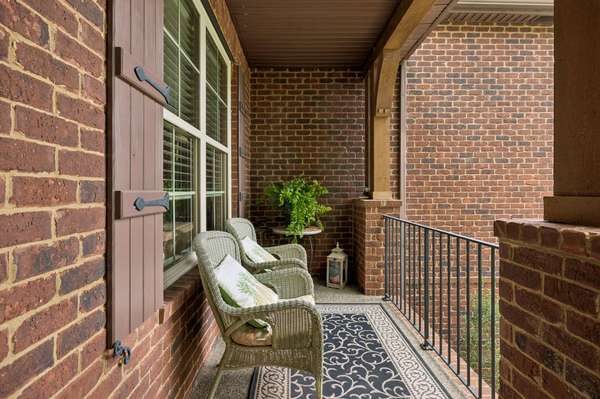 4709 Medalist Cir, Hermitage, TN 37076