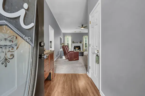625 E Glenridge Ln, Clarksville, TN 37043