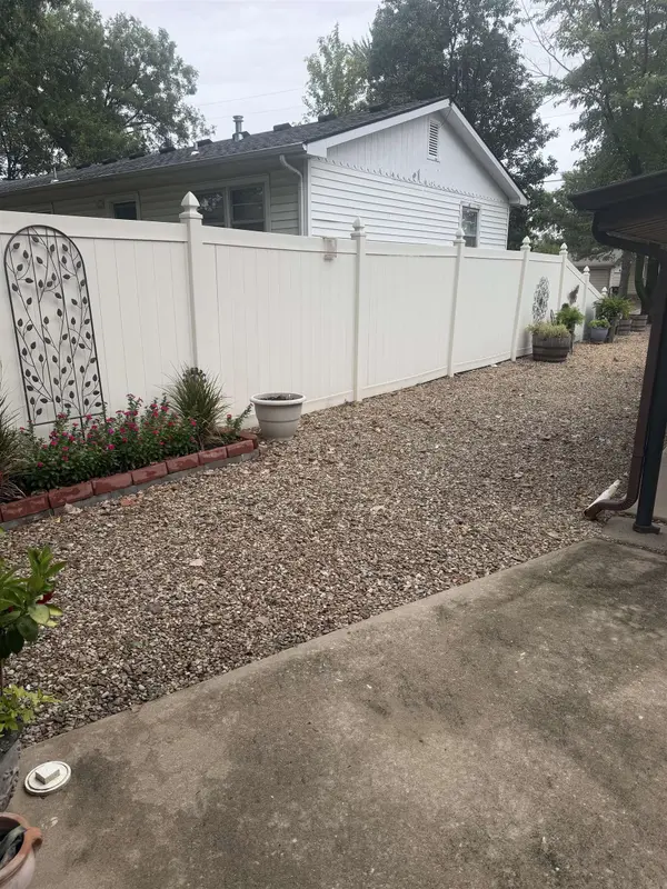 1404 W Towanda, El Dorado, KS 67042