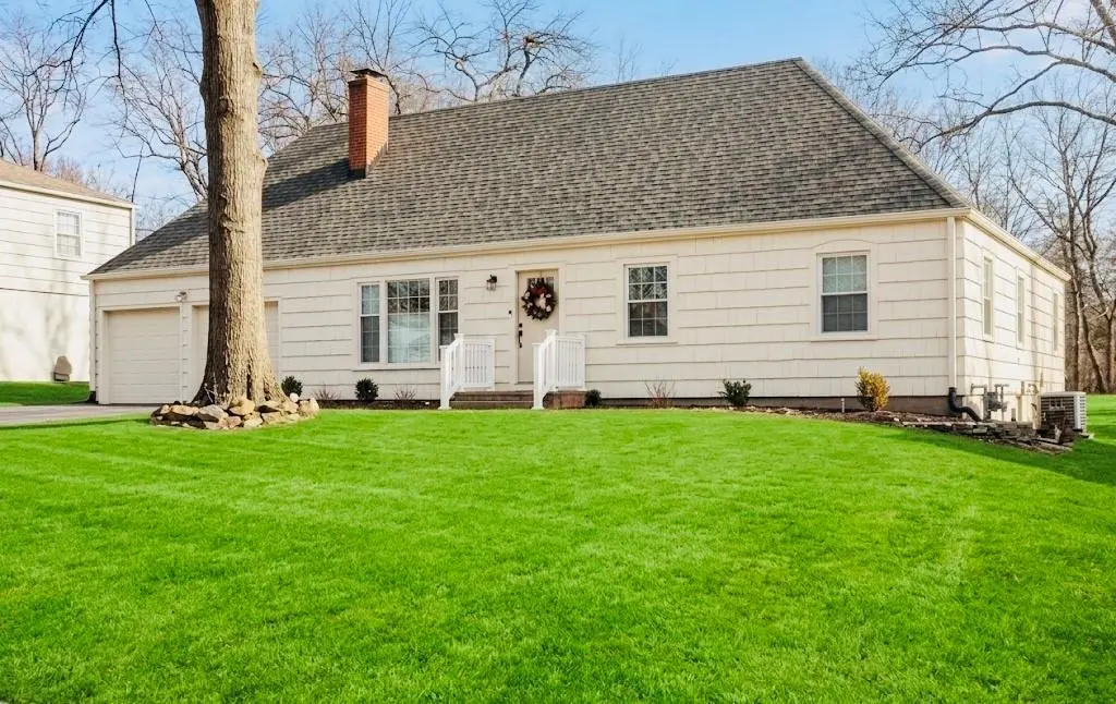 7531 Fairway ST, Prairie Village, KS 66208