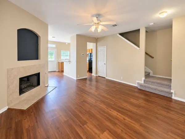 5679 Fergus RD #B, Kyle, TX 78640
