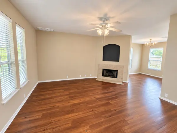 5679 Fergus RD #B, Kyle, TX 78640