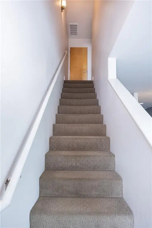1101 Grove BLVD #106, Austin, TX 78741