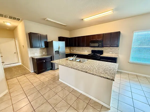 431 Northern Flicker ST, Kyle, TX 78640