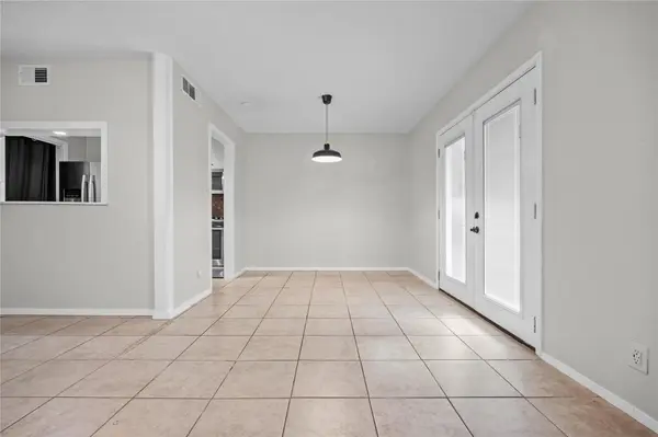 6718 Silvermine DR #302, Austin, TX 78736