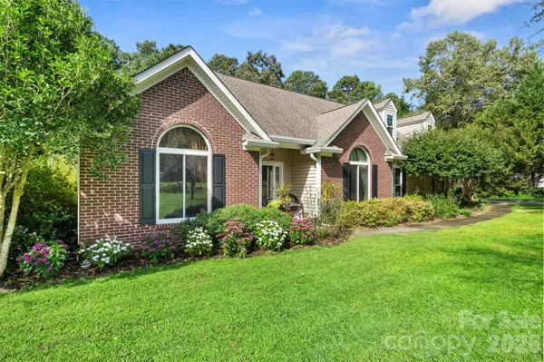 21 Ole Still LN, Elgin, SC 29045