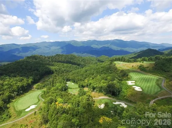 3315 Preserve RD #120, Sylva, NC 28779