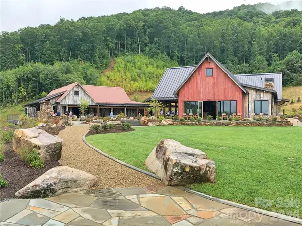 3315 Preserve RD #120, Sylva, NC 28779