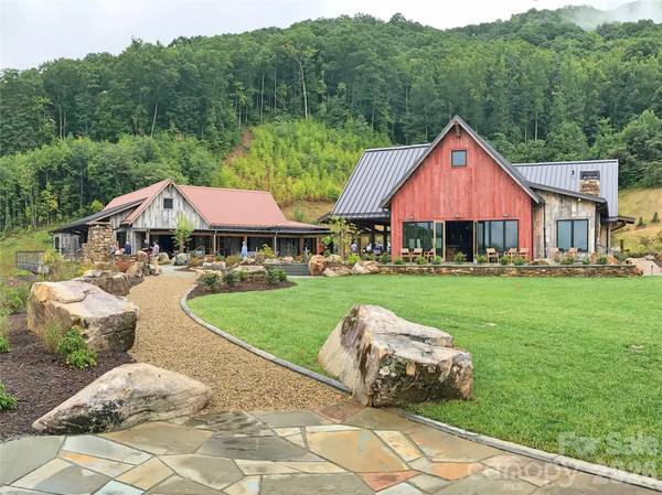 3315 Preserve RD #120, Sylva, NC 28779