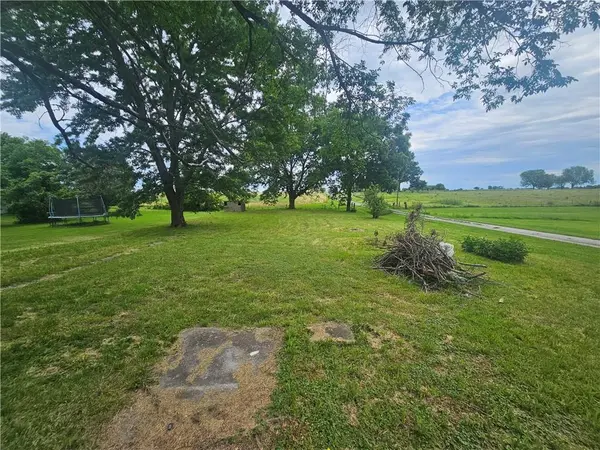501 S Dudley ST, Hamilton, MO 64644