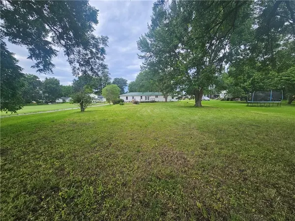 501 S Dudley ST, Hamilton, MO 64644