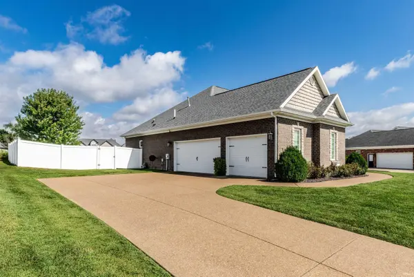 2918 Lenox DR, Evansville, IN 47725