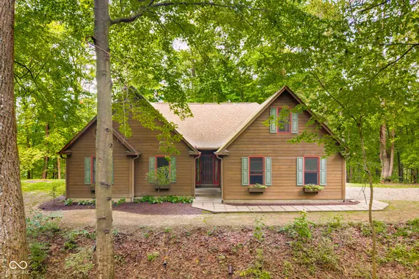13555 Bellsville PIKE, Columbus, IN 47201