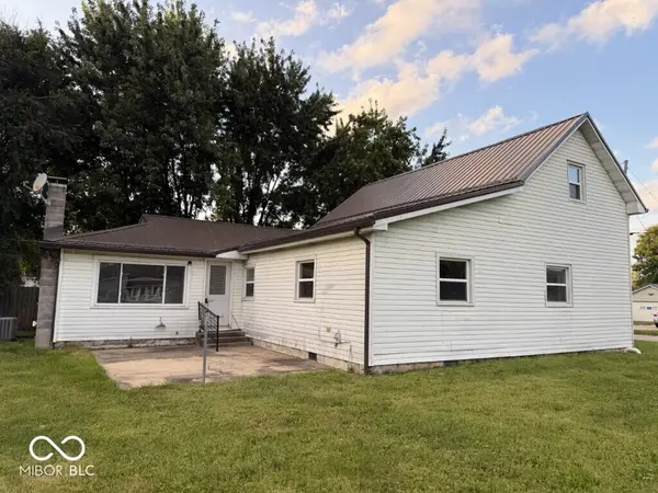 212 S McCarty ST, Fortville, IN 46040