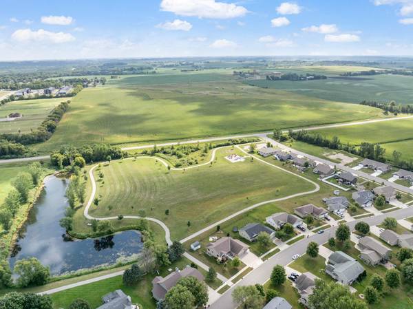 1905 Prairie AVE SW, Faribault, MN 55021