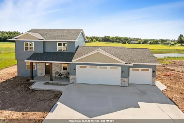 471 RUSTIC RIDGE DR, Brillion, WI 54110