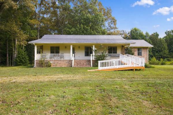 3245 Harpo Rd, Manchester, TN 37355