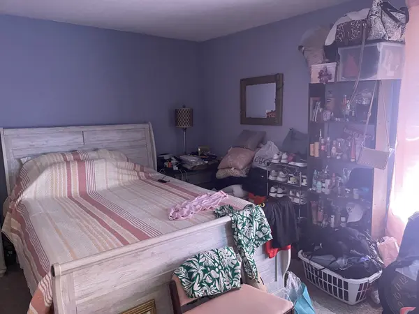 2245 Robin Dr, Clarksville, TN 37042