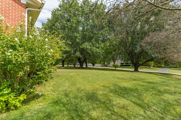 201 N Hardin Dr, Columbia, TN 38401