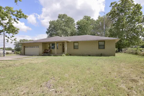 412 S Old Wire RD, Washburn, MO 65772