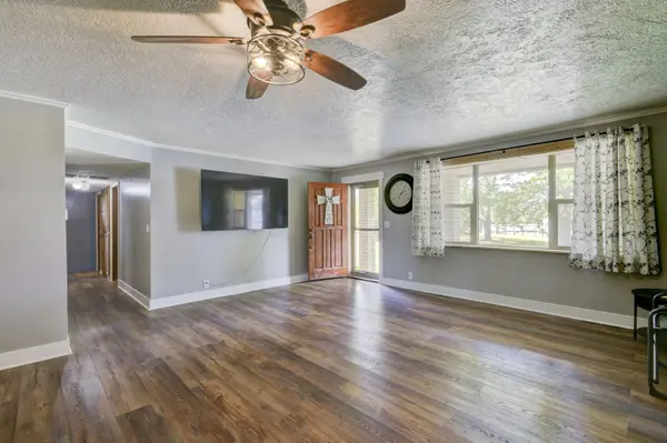 412 S Old Wire RD, Washburn, MO 65772