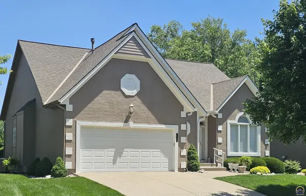19909 W 99th St, Lenexa, KS 66220