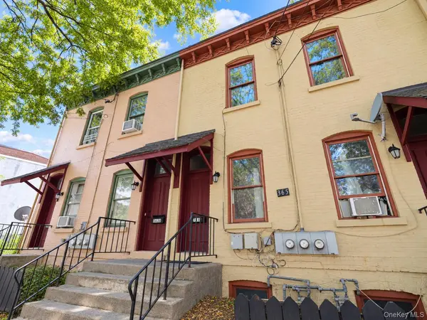 365 Liberty ST, Newburgh, NY 12550