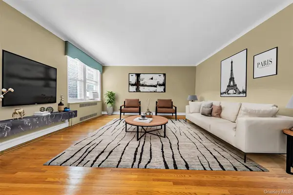 118-11 84 AVE #406, Kew Gardens, NY 11415