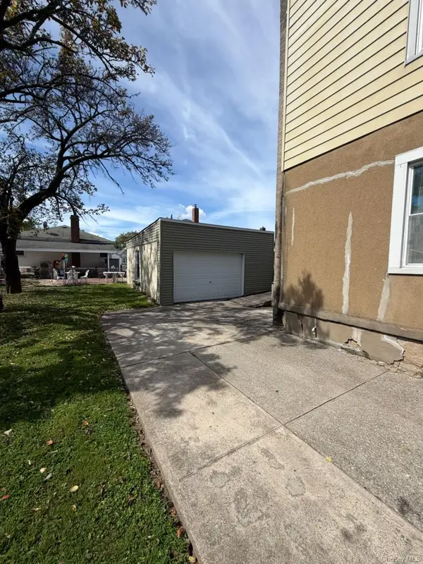 13032 128th ST, South Ozone Park, NY 11420