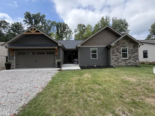 24 Lincoln Hills, Coatesville, IN 46121