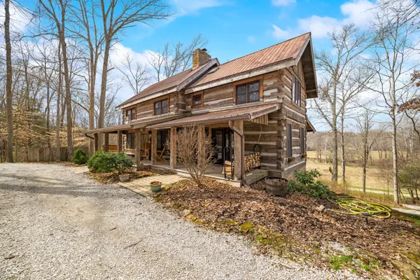 5175 Beanblossom RD, Nashville, IN 47448