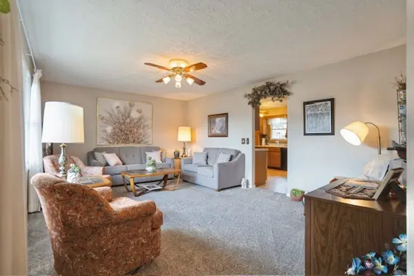 356 W Meadow LN, Walcott, IA 52773