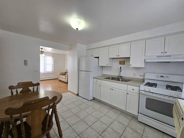 6952 W 65th ST #3B, Chicago, IL 60638