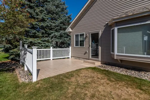 193 Goldfinch LN, Clearwater, MN 55320