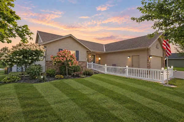1905 Prairie AVE SW, Faribault, MN 55021