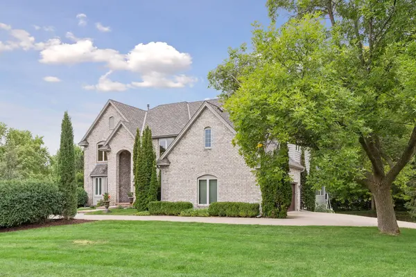 16465 Eagle Ridge DR, Minnetonka, MN 55345