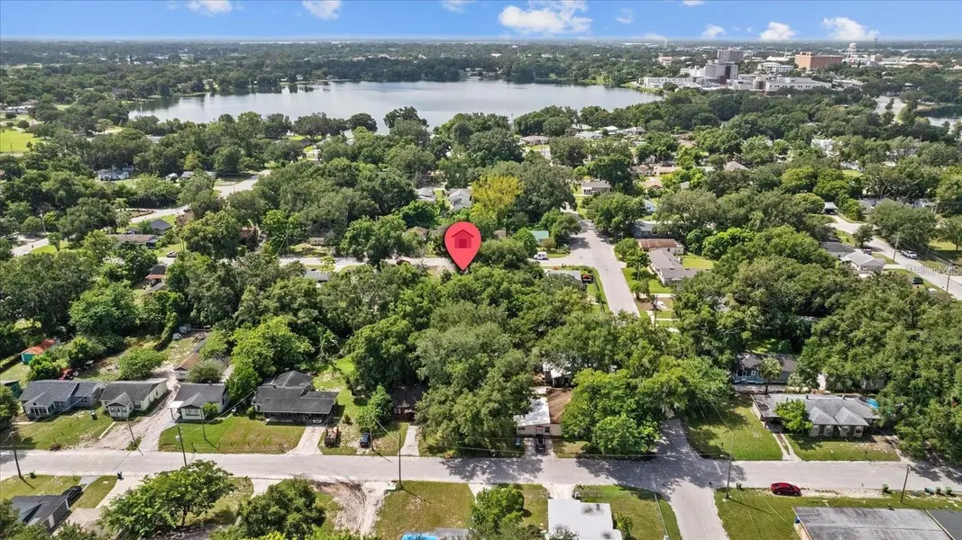 405 AVENUE M NE, Winter Haven, FL 33881