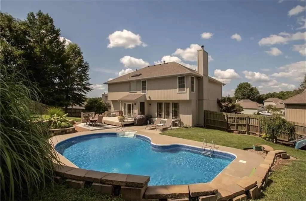 18912 E 33rd Terrace CT, Independence, MO 64057