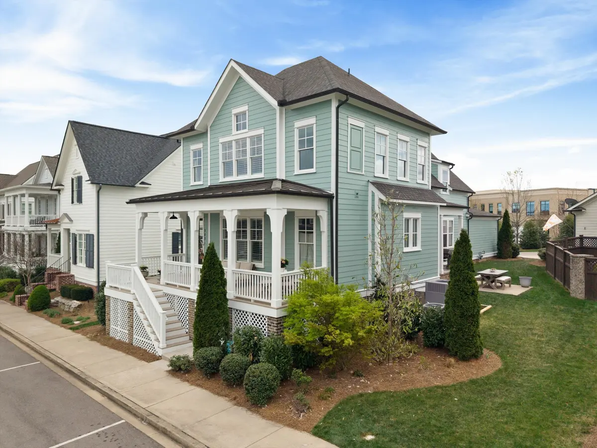302 Hughes Ln, Franklin, TN 37064