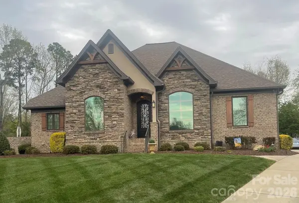 3756 Sand Wedge DR, Gastonia, NC 28056