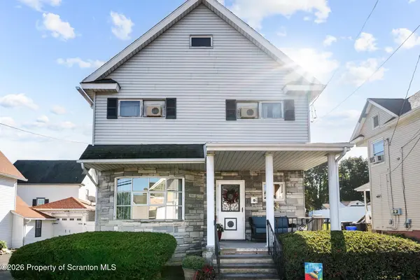 907 Lincoln AVE, Blakely, PA 18447