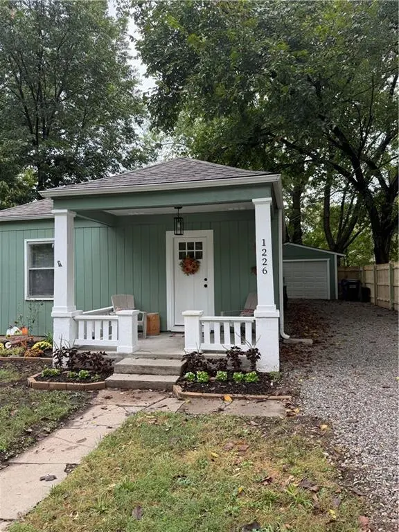 1226 Almira ST, Lawrence, KS 66044