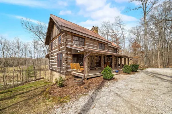 5175 Beanblossom RD, Nashville, IN 47448-7994