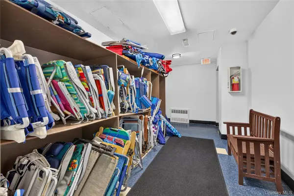 855 E Broadway #5G, Long Beach, NY 11561
