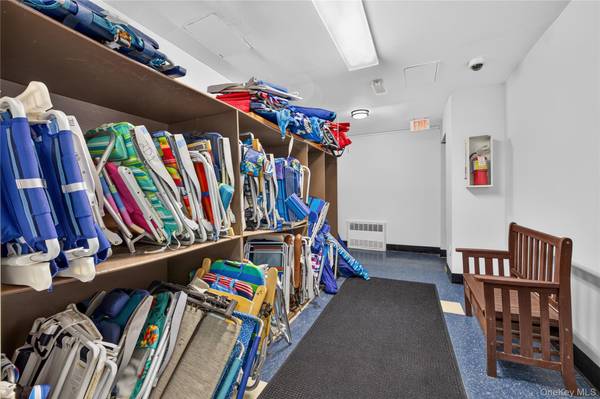 855 E Broadway #5G, Long Beach, NY 11561