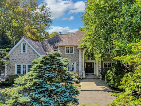 35 Senator Levy DR, Suffern, NY 10901