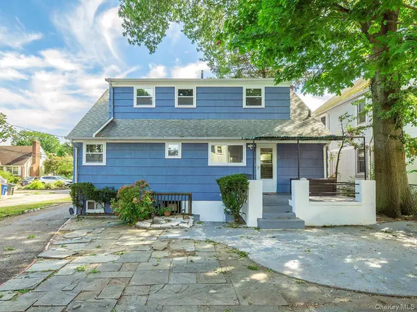 19 Elm ST, Greenvale, NY 11548